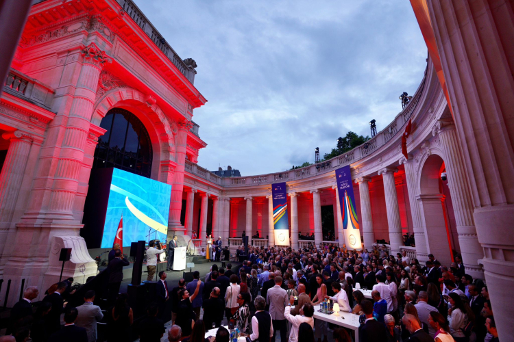 Paris’te İstanbul Evi açıldı