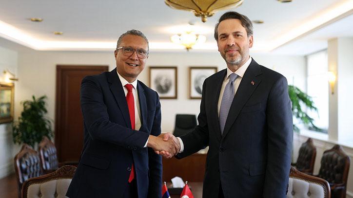 Bakan Bayraktar, Mauritiuslu mevkidaşı Assirvaden ile görüştü – Düzgün Haber