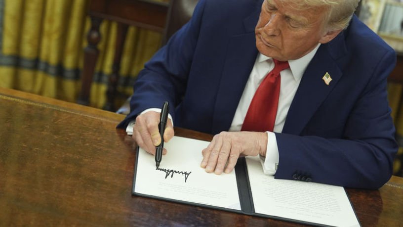 Trump, kömür üretimine yönelik kararnameyi imzaladı