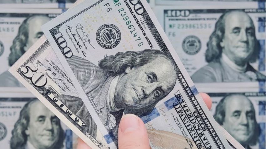 ABD dönmek isteyen göçmene bin dolar verecek