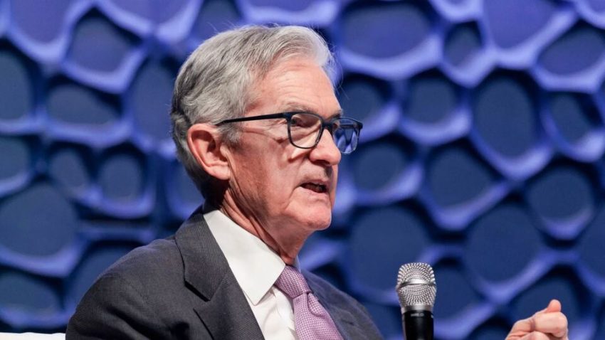 Trump’tan Fed Başkanı Powell açıklaması