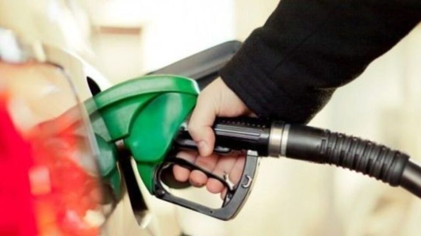 Akaryakıta bir artırım daha