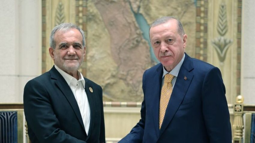 Erdoğan, İran Cumhurbaşkanı Pezeşkiyan ile telefonda görüştü