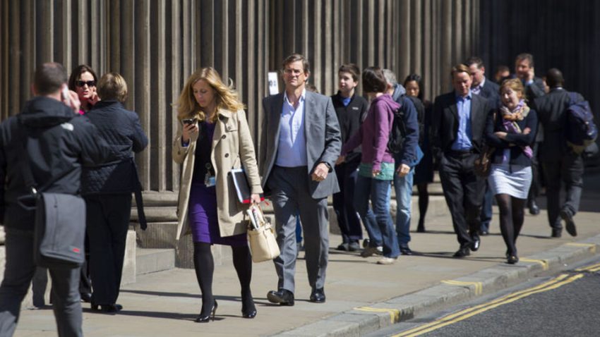 İngiltere’de istihdamda sert düşüş