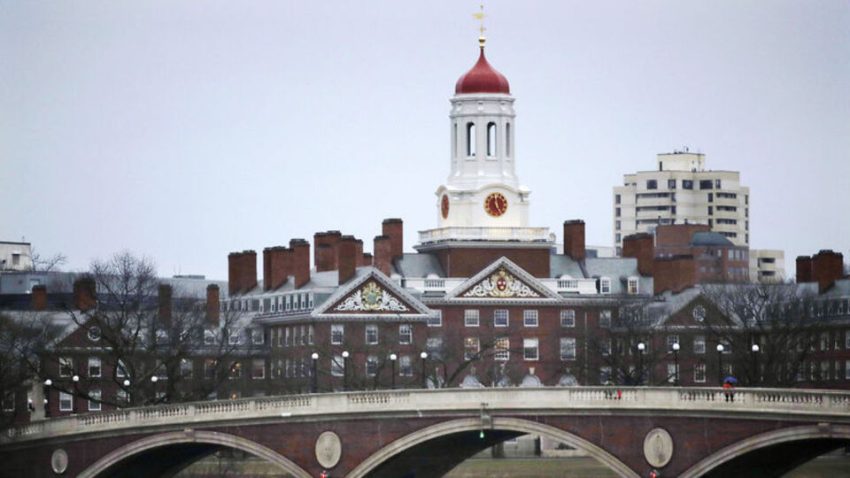 Trump, Harvard’a yabancı öğrenci vizesini kısıtlayan kararı imzaladı