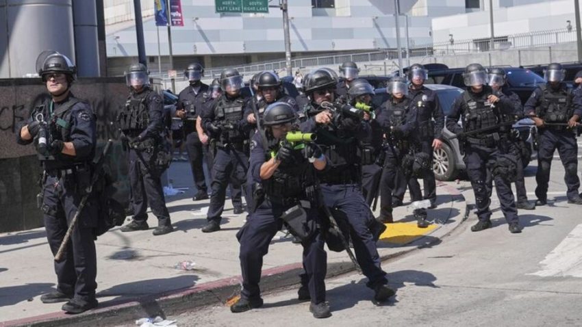 Trump’tan Los Angeles’a 2 bin ek muhafız