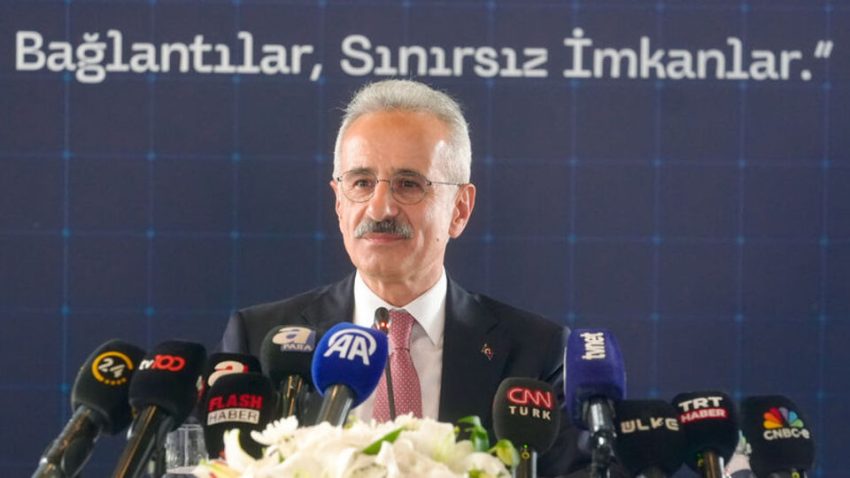 Uraloğlu’ndan Kalkınma Yolu ve Orta Koridor açıklamaları