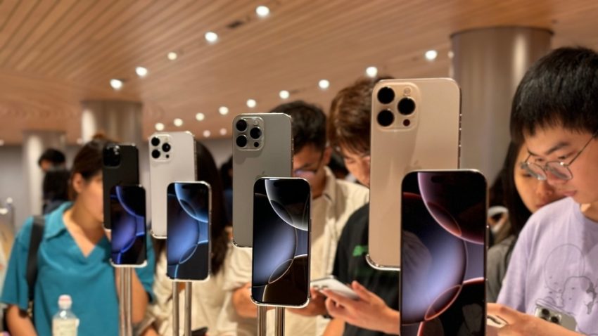 Apple, Çin’de birinci defa mağazasını kapatıyor