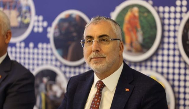bakan-isikhandan-kamu-iscilerinin-artirim-gorusmelerine-ait-aciklama-ZVwK6FaI.jpg