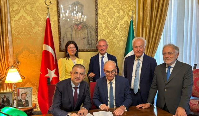 baykar-italyan-havacilik-sirketi-piaggioyu-bunyesine-katti-7ZrIKuVi.jpg