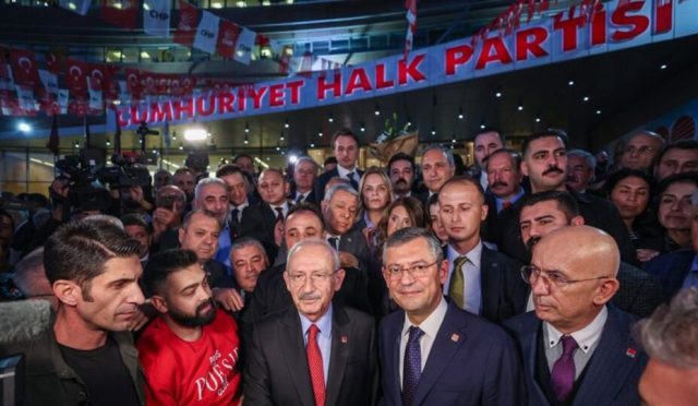 chp-kurultay-davasi-8-eylule-ertelendi-bTs6tIhj.jpg