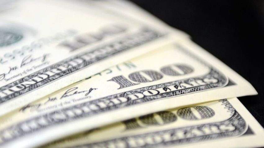 Döviz mevduatları 477 milyon dolar geriledi