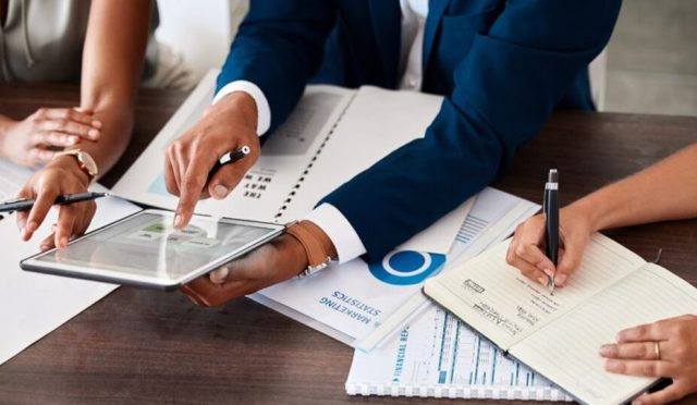 finansal-hizmetler-itimat-endeksi-10-ayin-en-dusuk-duzeyinde-MWvWKNJ2.jpg
