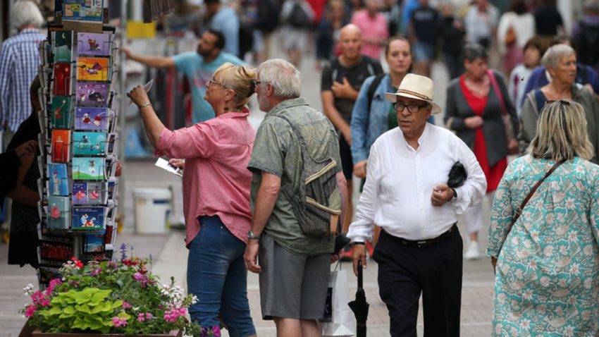 Fransa’da enflasyon AMB amacının altında kalmayı sürdürüyor