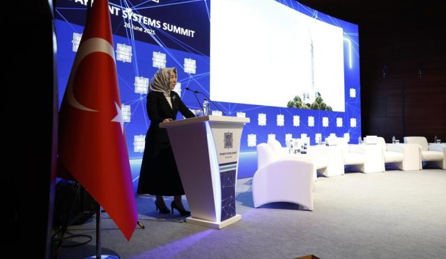 hatice-karahan-dunyadaki-merkez-bankalariyla-hudut-otesi-odemeler-konusunda-calisiyoruz-wGIzn2iP.jpg