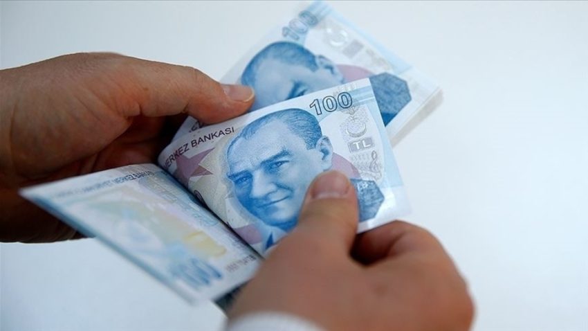 Kamu personelleri için hükümetin ikinci teklifi aşikâr oldu