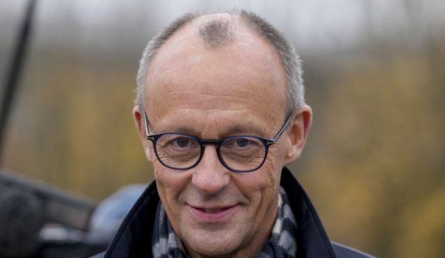 merz-nukleer-semsiyeyi-konusmaya-acigim-SvHqeZg5.jpg