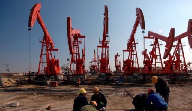 petrol-abd-stok-bilgileri-ve-ateskes-kaygilariyla-yukseliste-ma9DFYGa.jpg