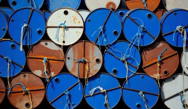 petrol-rusyaya-yaptirim-kaygilari-ile-yukseldi-efQrJy5Y.jpg