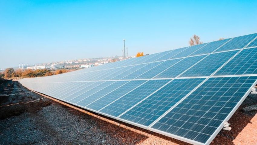Suudi Acwa Türkiye’ye güneş gücü yatırımı yapacak