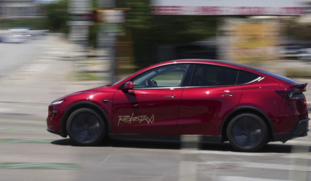 tesladan-birinci-robotaksi-teknolojisi-model-y-ile-geldi-MYZQZt8w.jpg