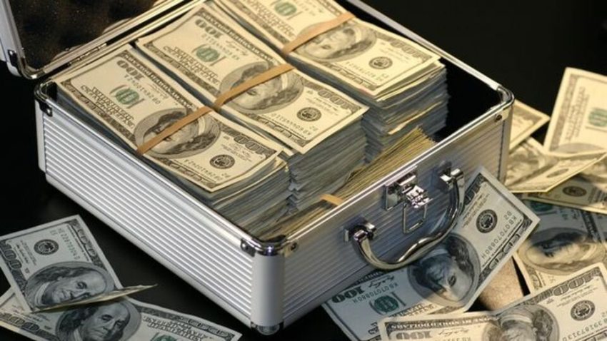 Trump, 92 milyar dolardan fazla yatırım yapılacağını açıkladı