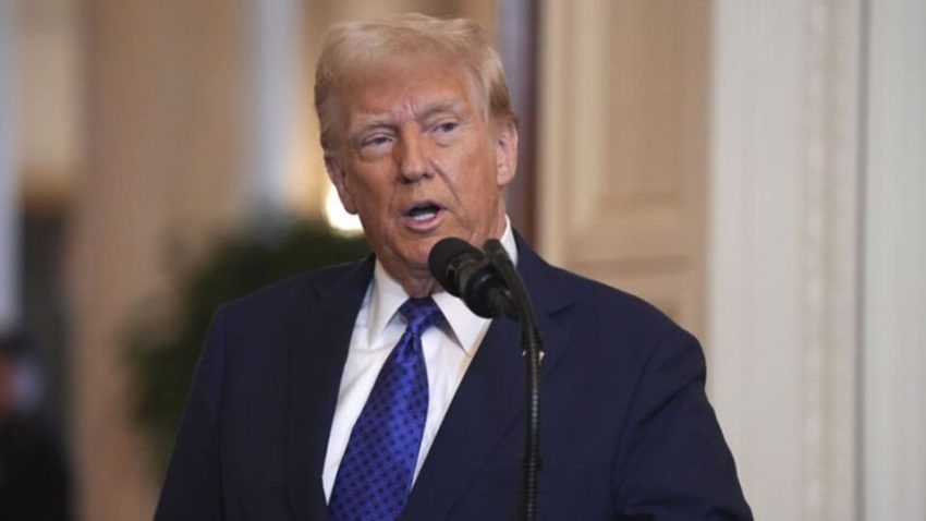 Trump, Kanada’ya yüzde 35 tarife uygulanacağını duyurdu