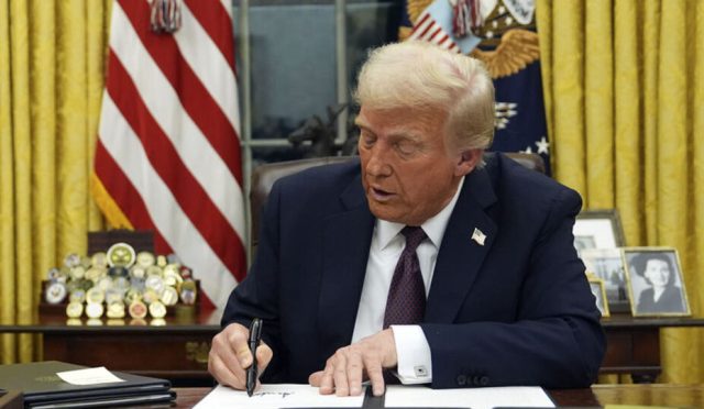 trump-vietnam-ile-ticaret-mutabakati-yaptik-A8P3zciI.jpg