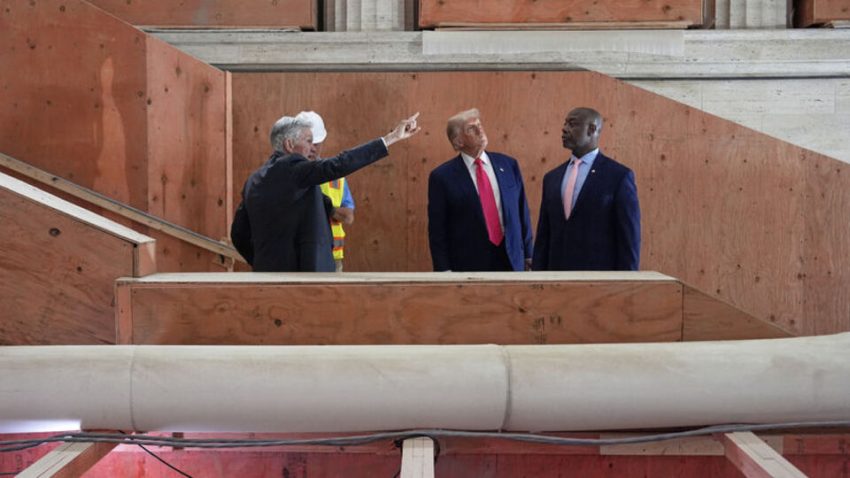 Trump’tan yeni Powell açıklamaları