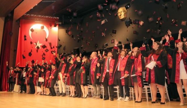 tuik-acikladi-iste-en-cok-kazandiran-universite-kisimlari-yD5SNBxd.jpg