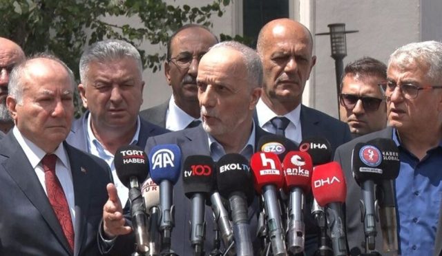 turk-isten-kamu-calisani-icin-cumhurbaskani-erdogana-davet-BKahu89a.jpg