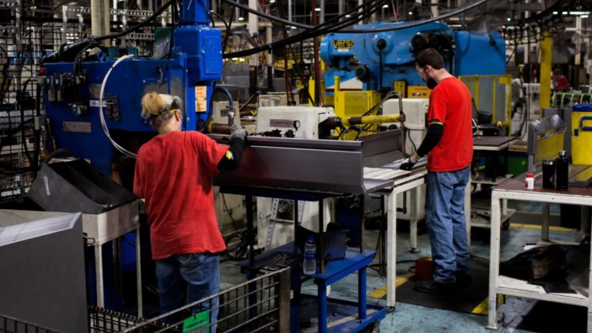 ABD’de imalat PMI 2025’i en düşük düzeyde kapattı