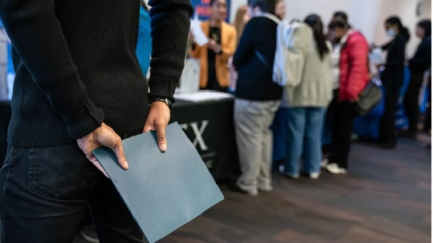 ABD’de işsizlik maaşı müracaatları beklentilere paralel arttı
