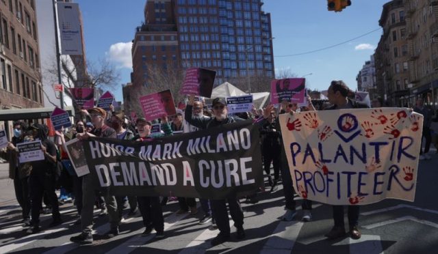 abdde-palantire-karsi-protesto-tWirmdFx.jpg