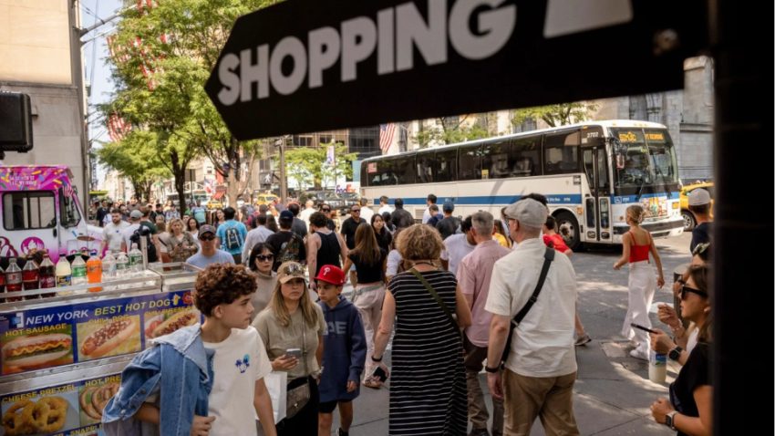 ABD’de tüketici itimadı beklentilerin altında kaldı