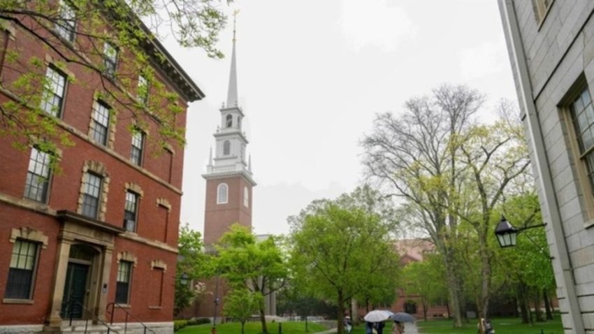 ABD’de yargıç, Harvard’ın fonlarının dondurulmasını anayasaya muhalif buldu