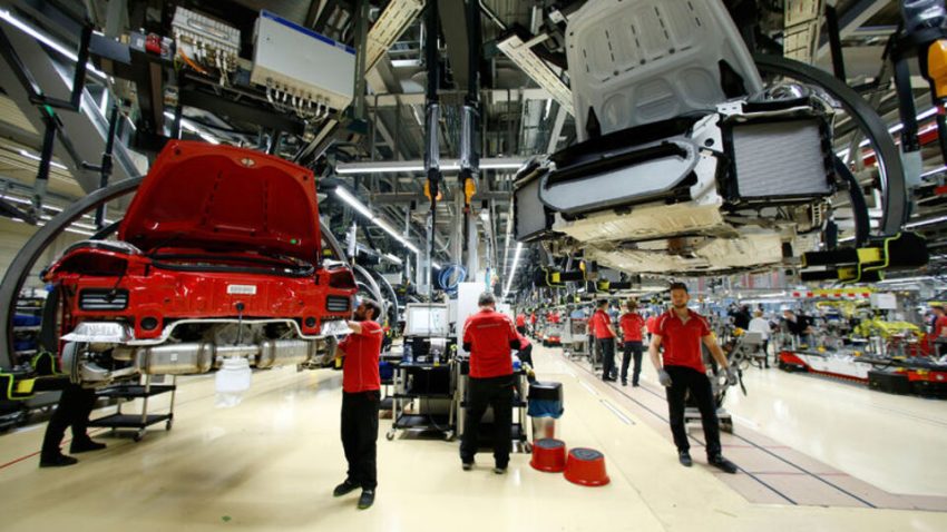 Almanya’da fabrika siparişleri beklenenin tersine azalış gösterdi