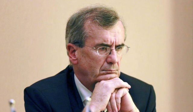 amb-uyesi-trumpa-karsi-fedin-bagimsizligini-savundu-LlOMwP1q.jpg