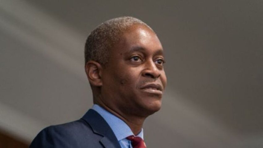Atlanta Fed Başkanı Bostic: ABD’de tüketiciler zorlanıyor