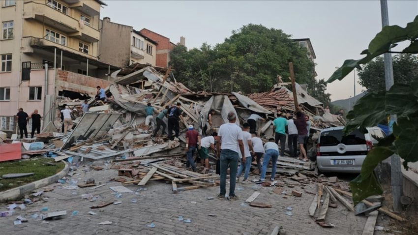 Balıkesir Sındırgı’da sarsıntı