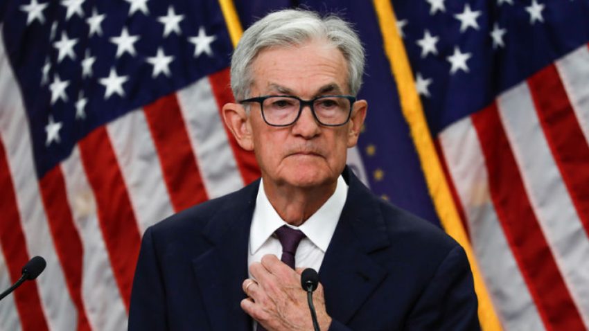 Belge kapanmıyor: Trump’tan Powell kararına itiraz