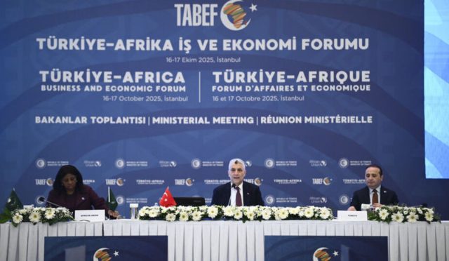 bolat-afrika-ulkeleriyle-dis-ticaret-hacmimiz-40-milyar-dolara-ulasacak-774U4WV9.jpg