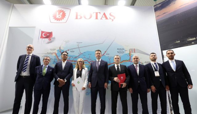botas-ile-bp-ortasinda-lng-mutabakati-8Xpchc3r.jpg