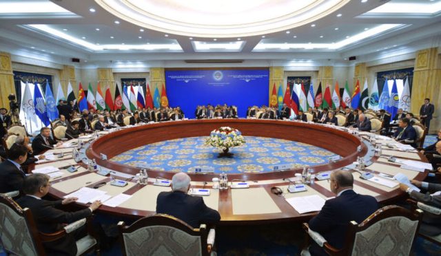 cin-tepe-oncesi-abdyi-global-barisi-tehdit-etmekle-sucladi-AJnxz9FE.jpg