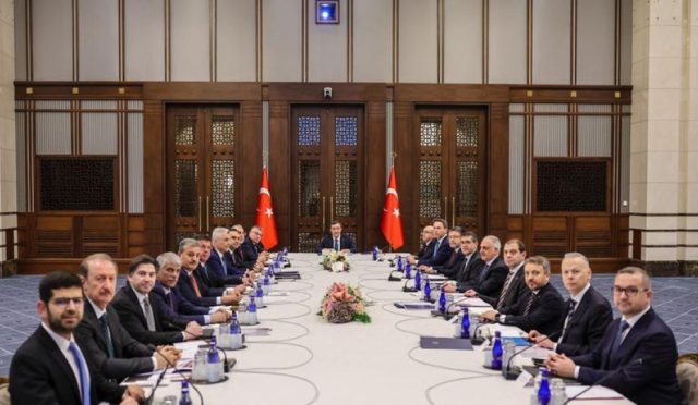 ekk-enflasyonla-cabaya-esgudum-icinde-devam-edilecek-g75GER88.jpg