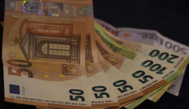 euro-bolgesinde-enflasyon-maksada-yaklasti-PGubeFwP.jpg