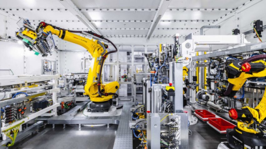 Euro Bölgesi’nde imalat PMI 45 ayın en yüksek düzeyinde