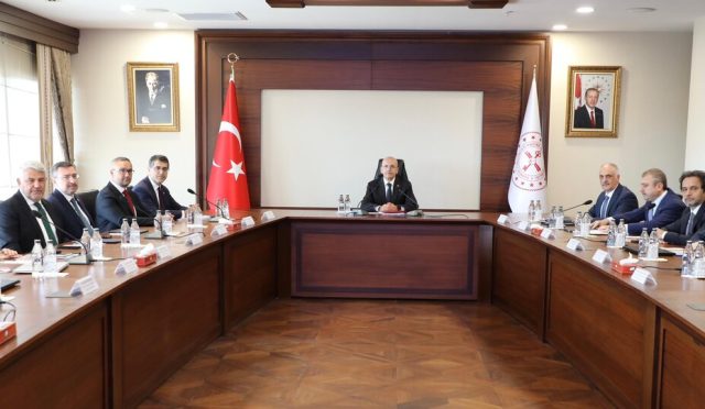 finansal-istikrar-komitesi-toplandi-2pbl3wED.jpg