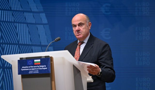 guindos-amb-iran-savasinin-ikinci-cins-tesirlerine-karsi-tetikte-BrbX8ndS.jpg