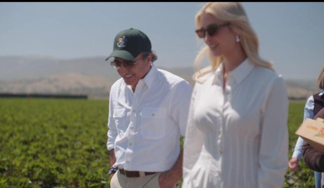 hamdi-ulukaya-ve-ivanka-trumptan-besin-israfiyla-ugrasta-isbirligi-WqOC2JCI.jpg